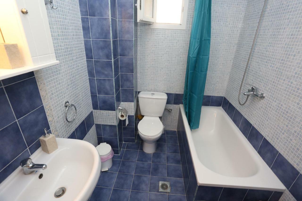 Villa Argo 3 - Beachfront, Big gardens, Location! Pefkochori Extérieur photo